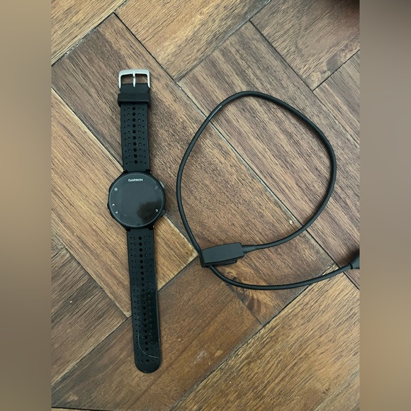 Garmin Forerunner 235 GPS watch - Picture 10 of 12